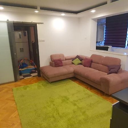 Appartamento Modern Piteşti Esterno foto