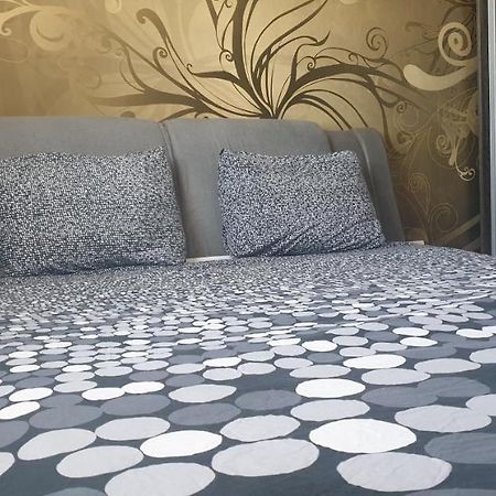 Appartamento Modern Piteşti Esterno foto